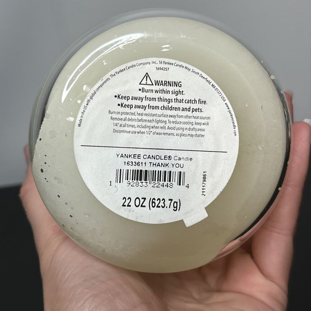 Yankee Candle "THANK YOU" DEERFIELD FLAGSHIP Exclusive ~ Large 22 oz.~ RARE~USED - Picture 6 of 6